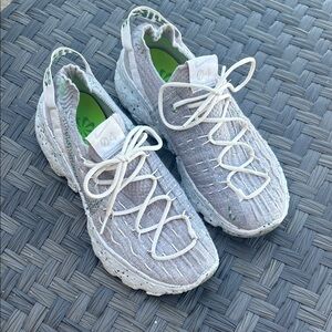 Women’s Nike Space Hippie 04 Shoes 7.5